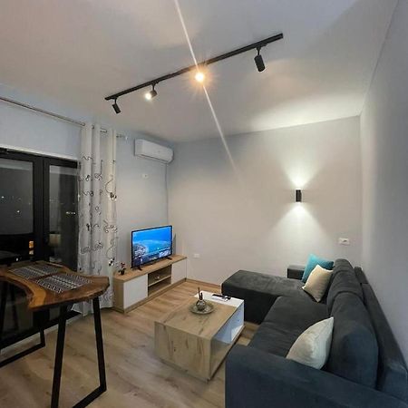 Center Tirana Goldi Apartment Kültér fotó