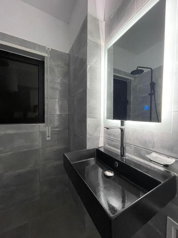 Center Tirana Goldi Apartment Kültér fotó